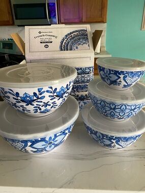 Member's Mark French Country Blue Floral Melamine Bowl Set with Lids